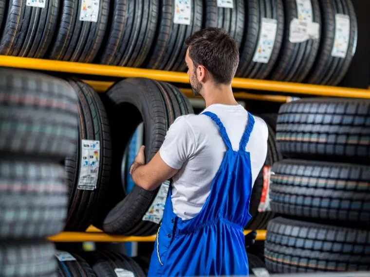 Sarıcakaya Oto Lastikçi